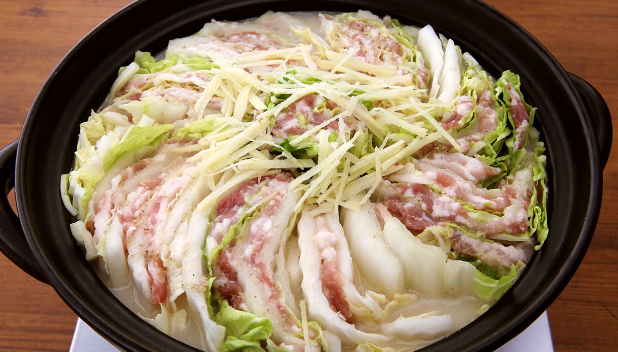 白菜1/2個の簡単ごま豆乳鍋
